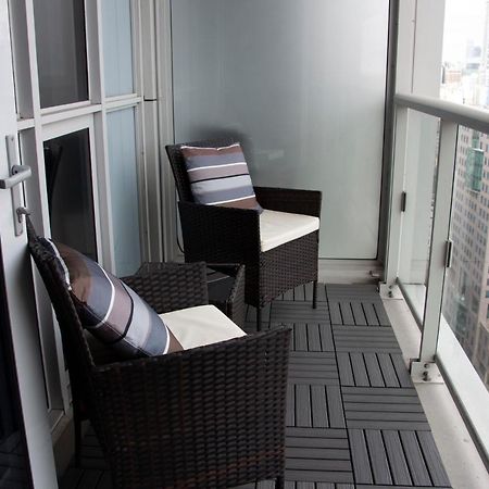 Downtown High-Rise Condo- Cn Tower View Toronto Zewnętrze zdjęcie