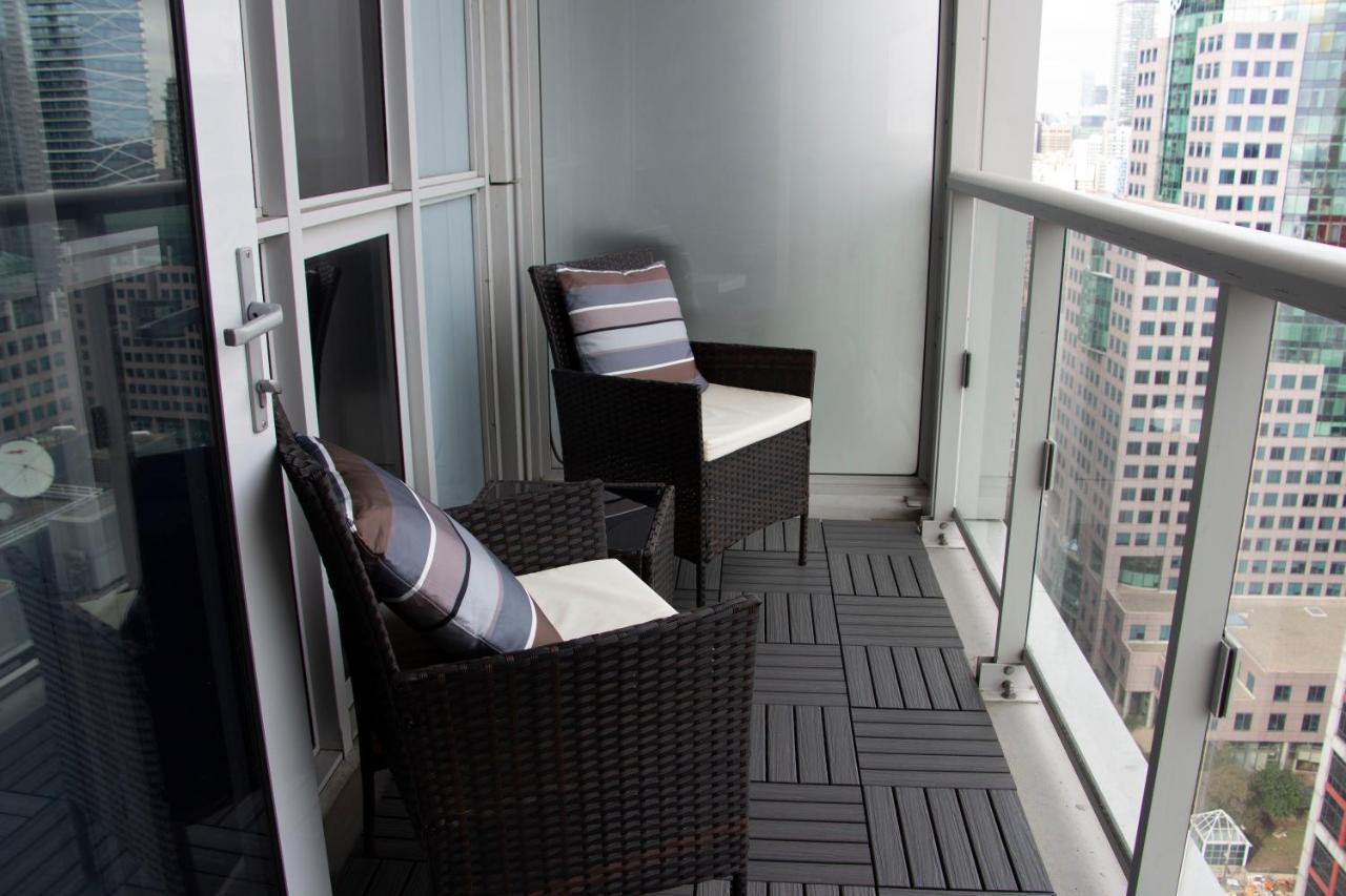 Downtown High-Rise Condo- Cn Tower View Toronto Zewnętrze zdjęcie